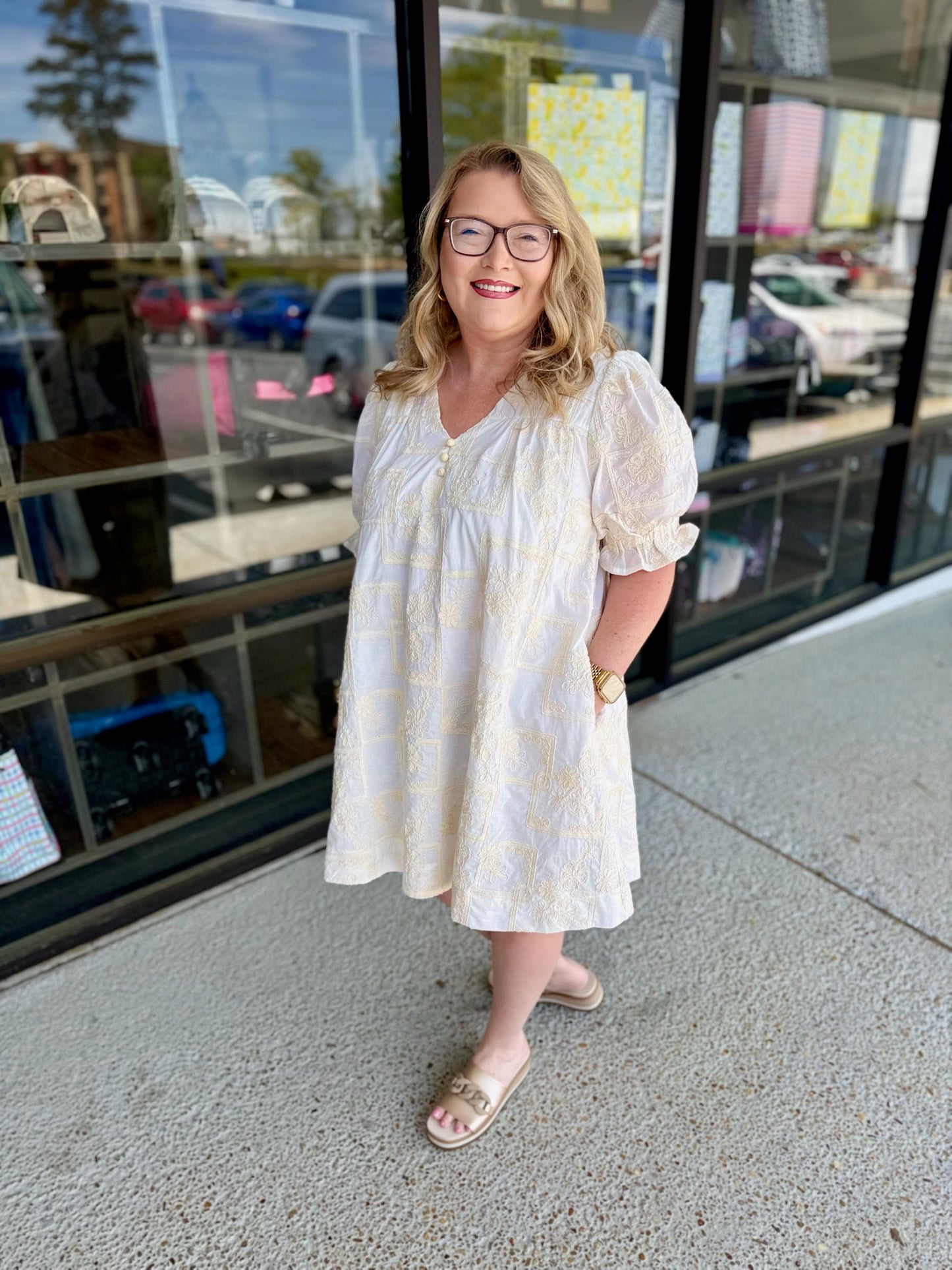 EMBROIDERED MINI SHIFT DRESS- IVORY