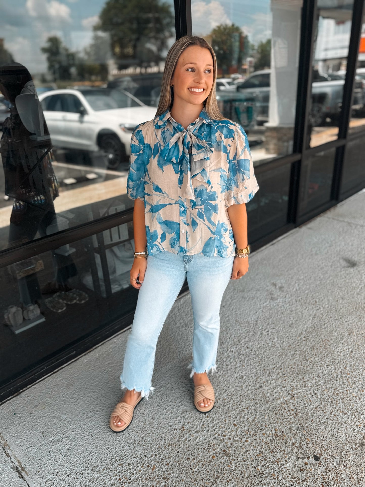 Sandy Neck Tie Blouse-Cream/Blue