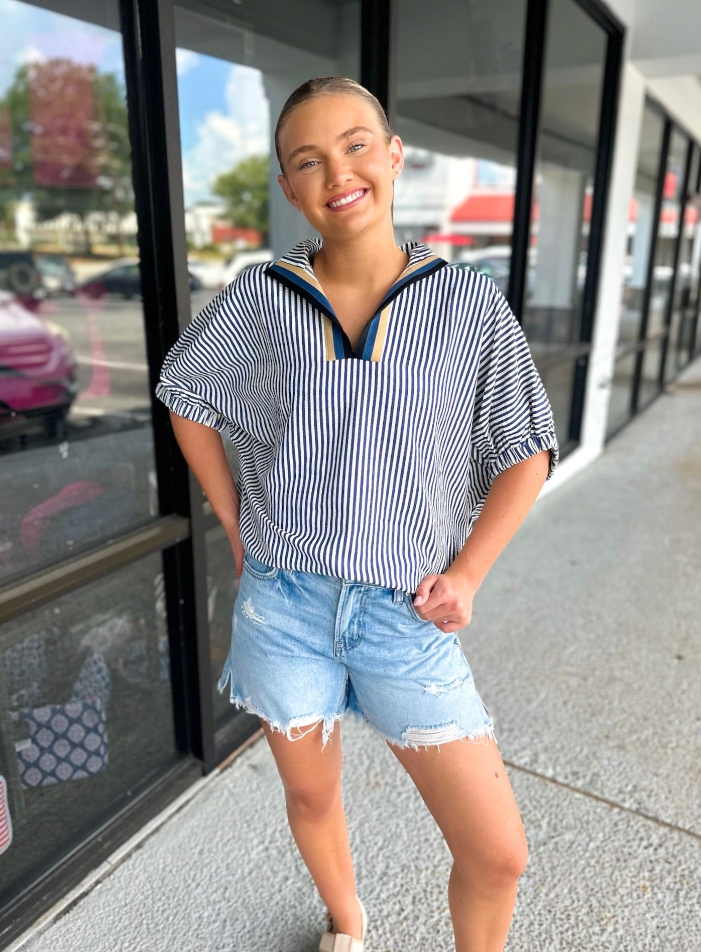 Striped Ribbon Collar