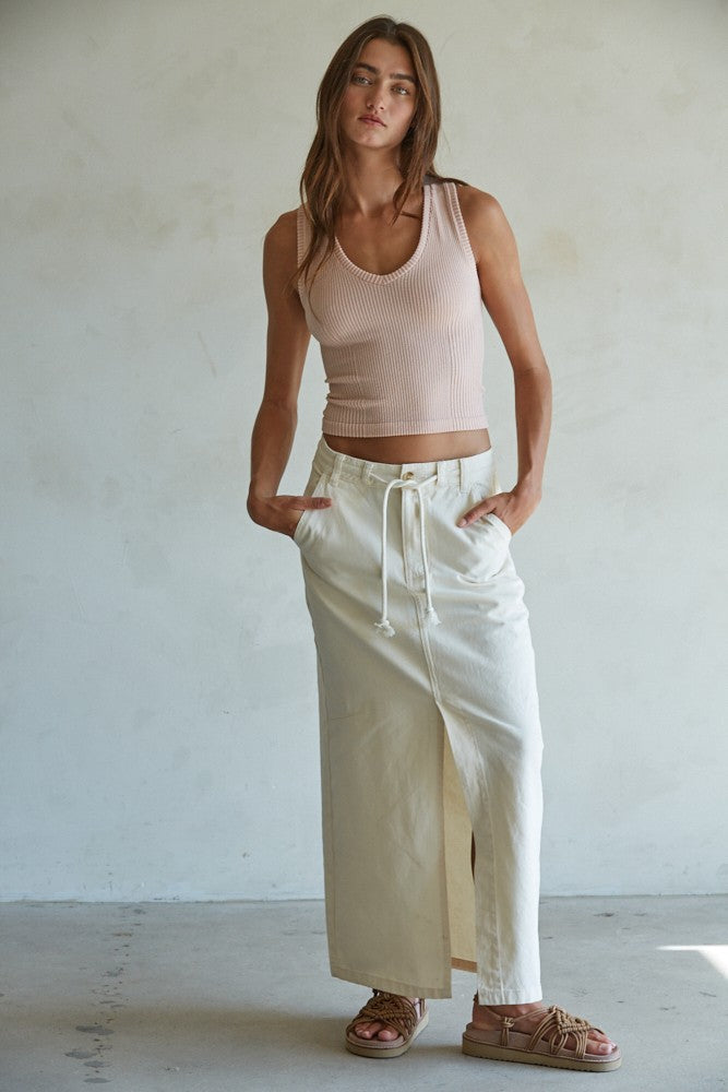 Seamless Two Tone V-Neck