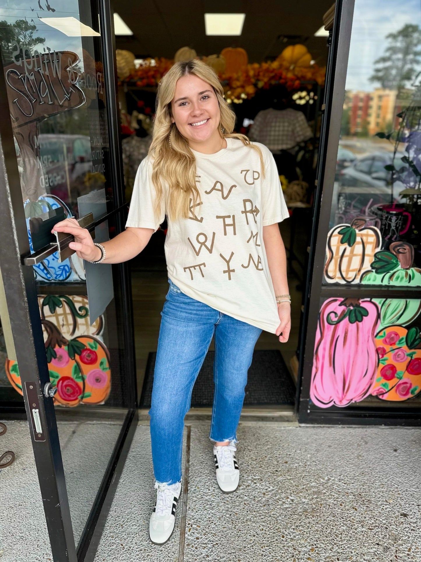 Gina Brand Tee-Cream