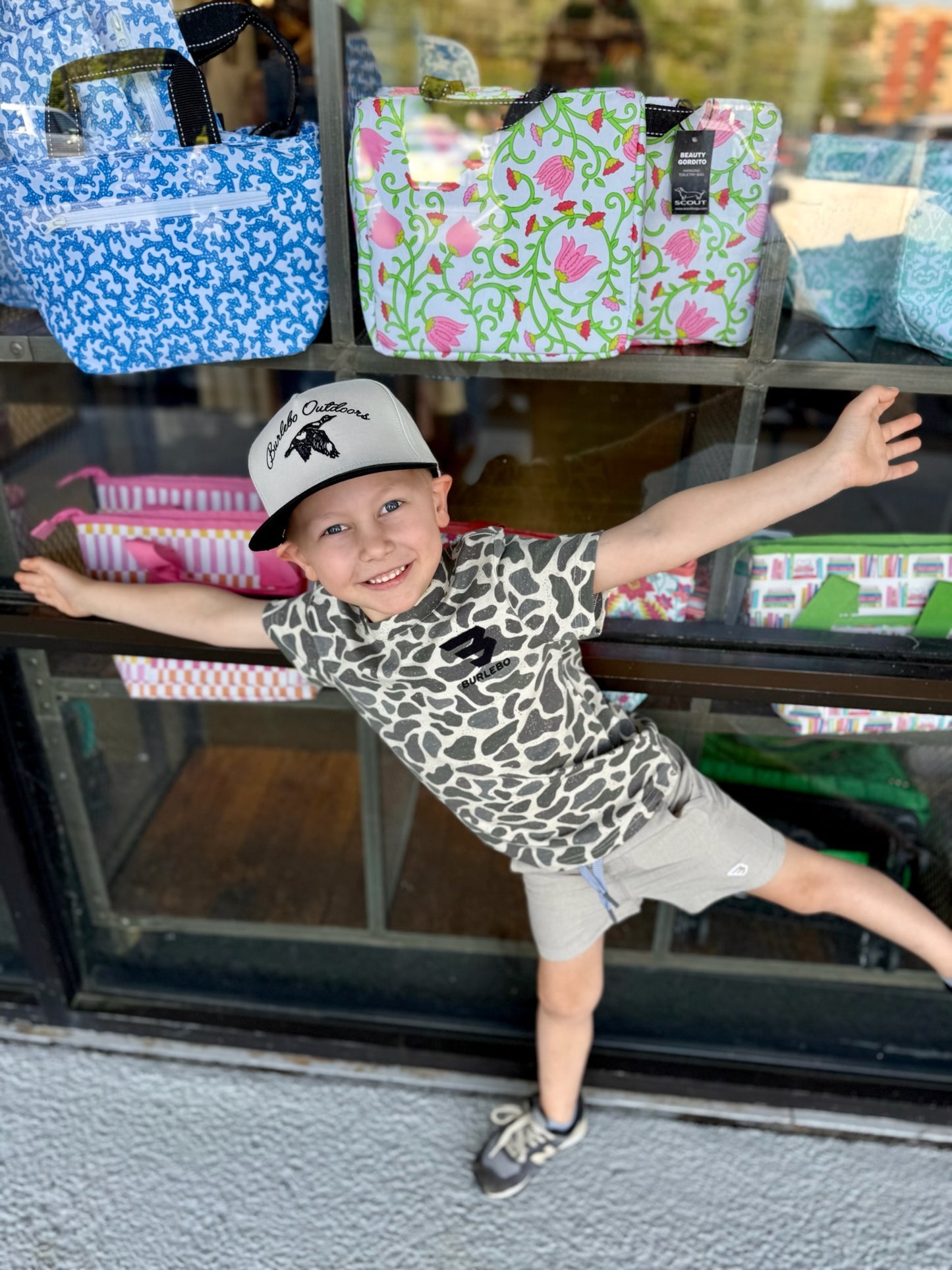 YOUTH classic deer camo flying b tee