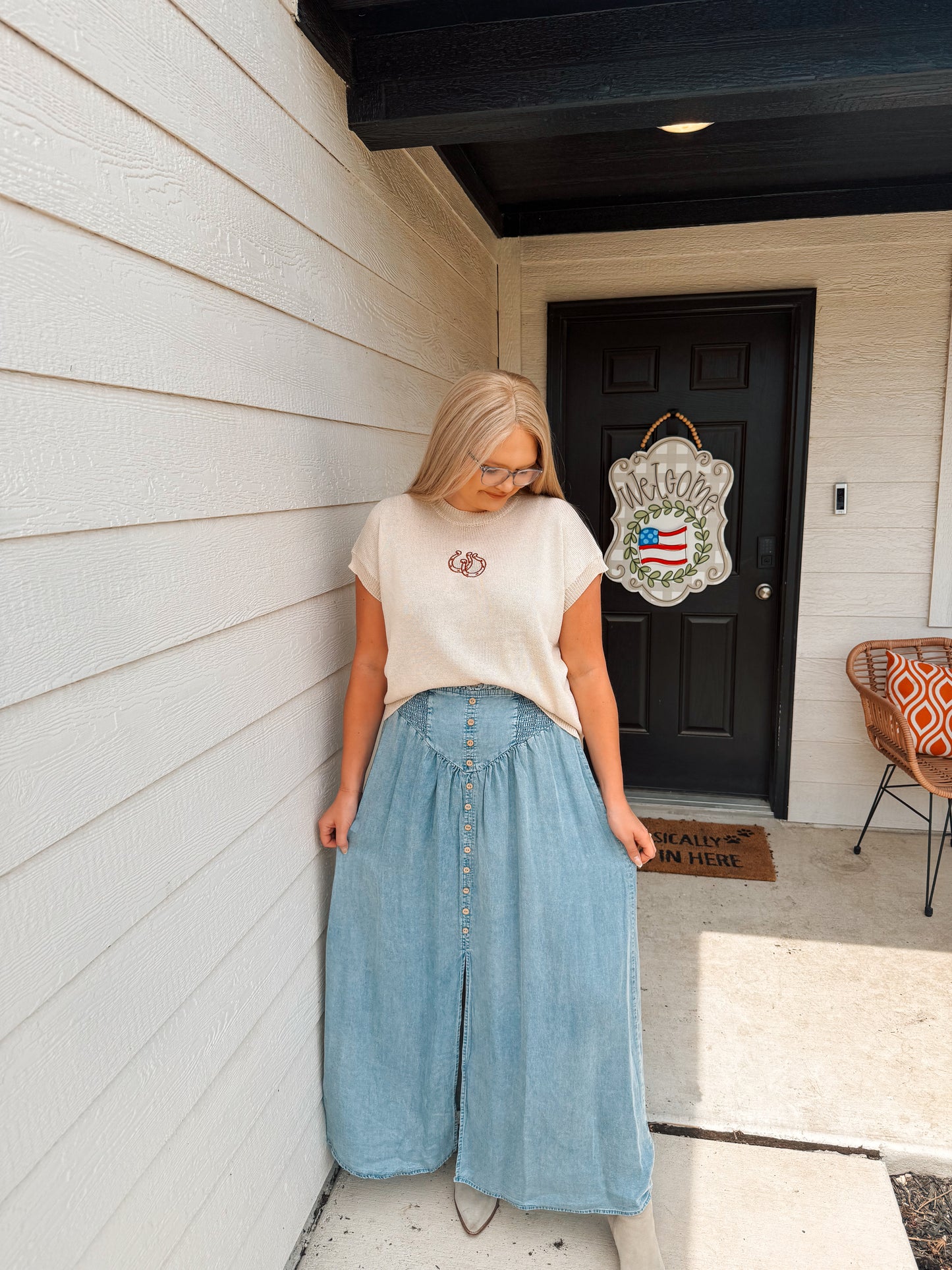 Horseshoe Kiss Top