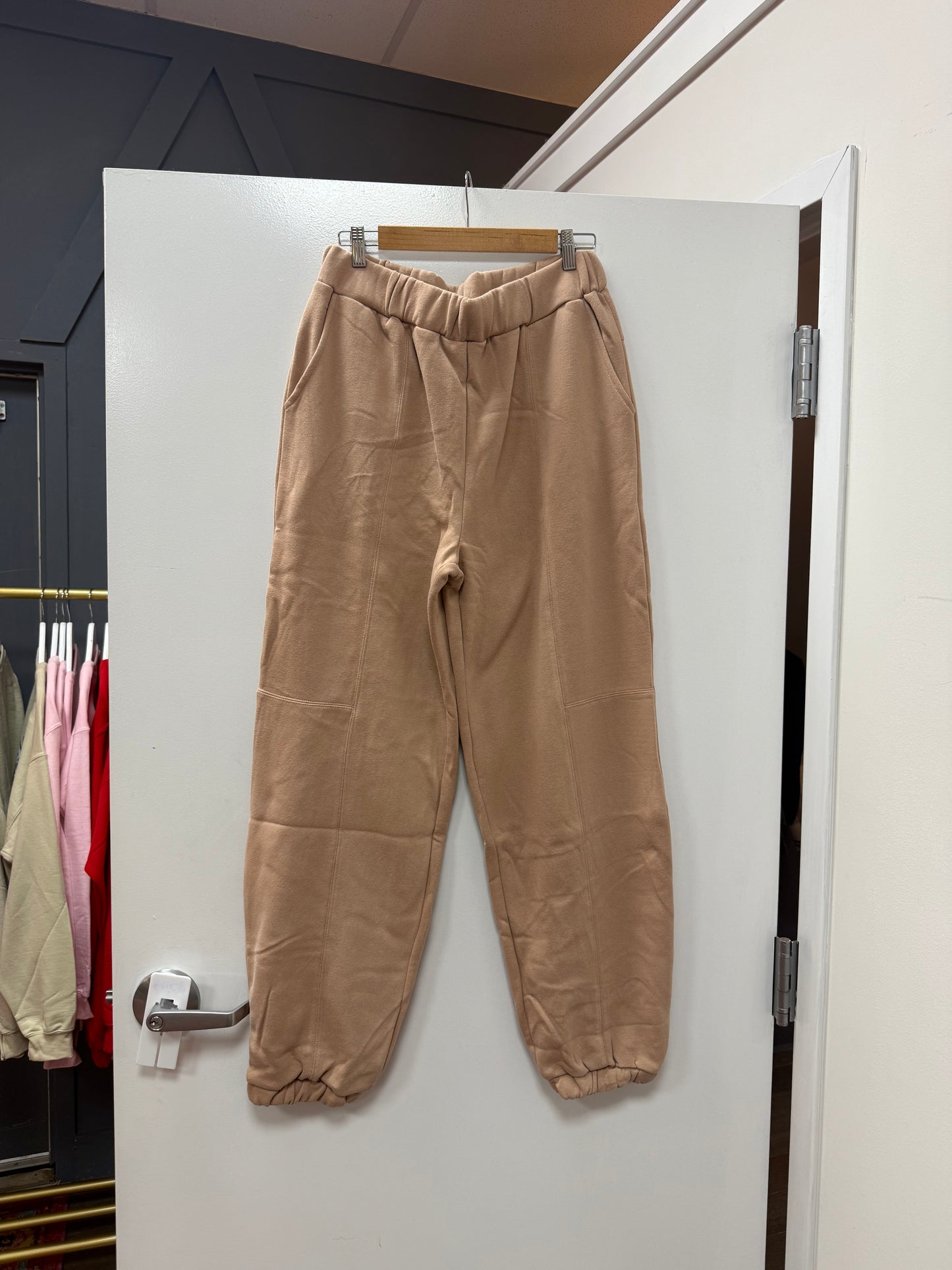 Hillary Jogger - Dark Taupe