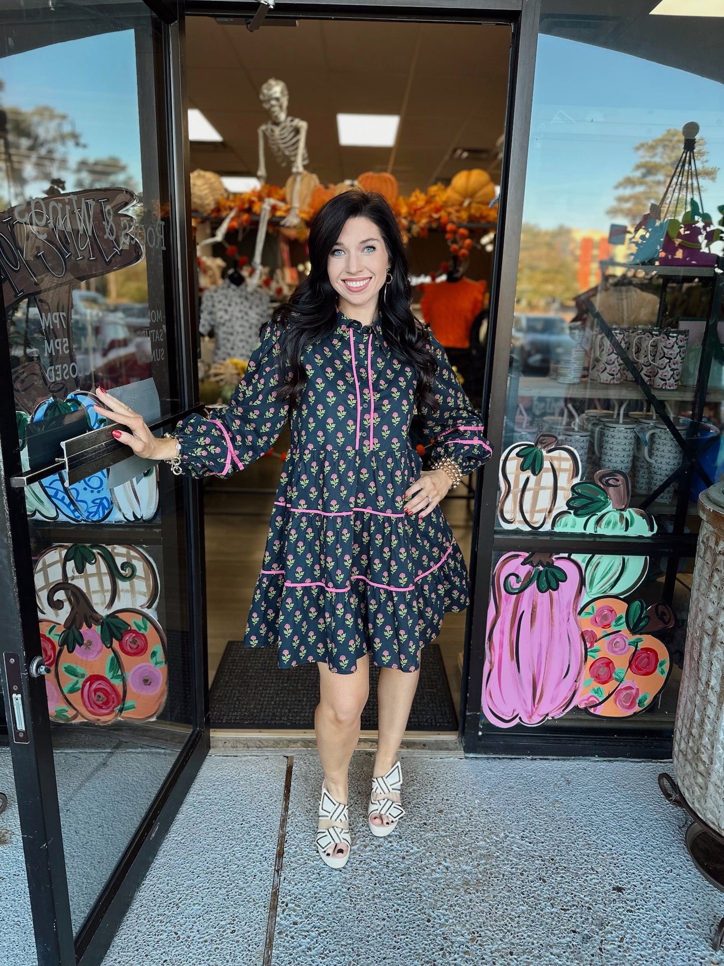 Everywhere I Turn-Black