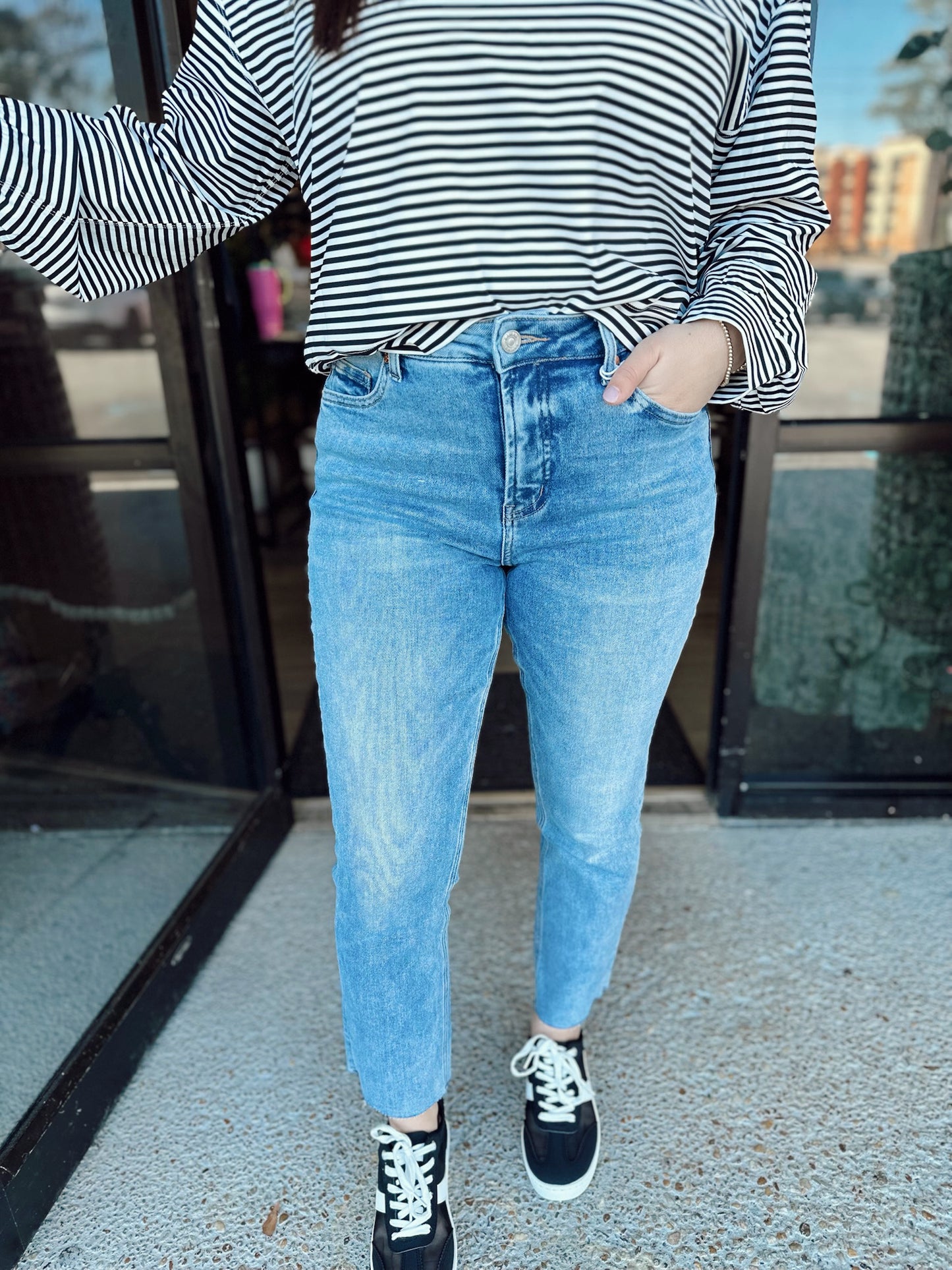 Kimmie Mid Rise Skinny Ankle