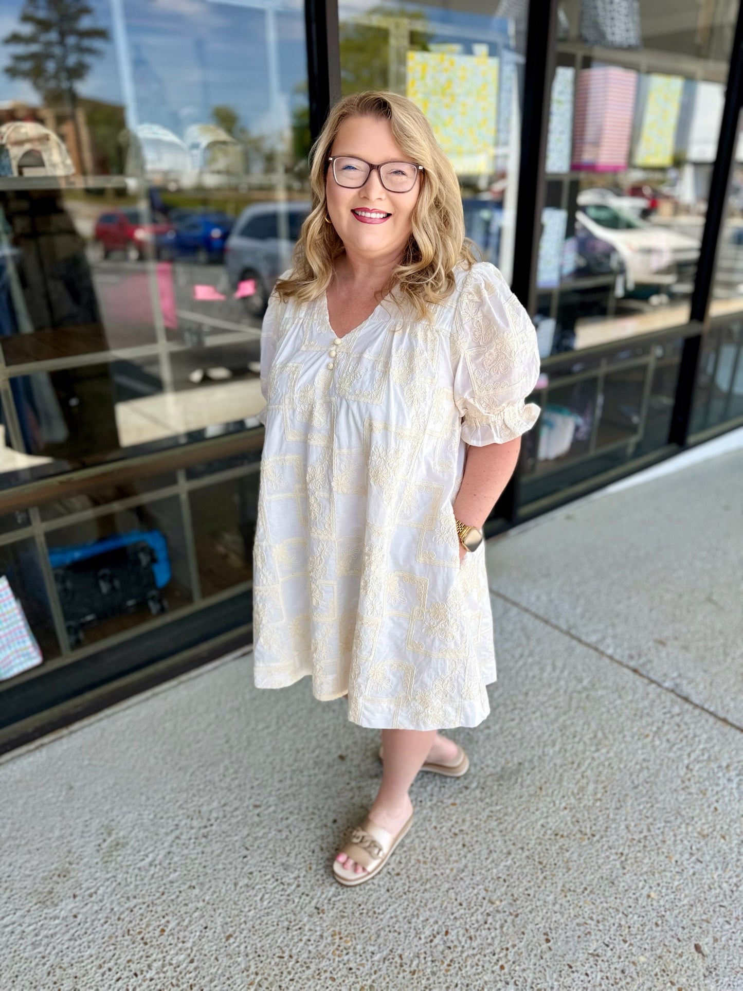 EMBROIDERED MINI SHIFT DRESS- IVORY