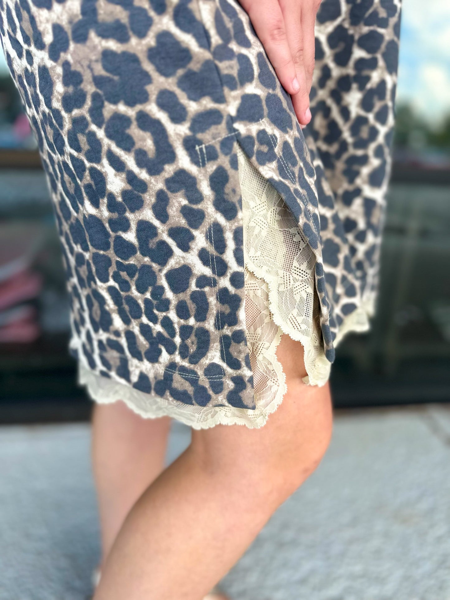 Hold Me Closer-Cream