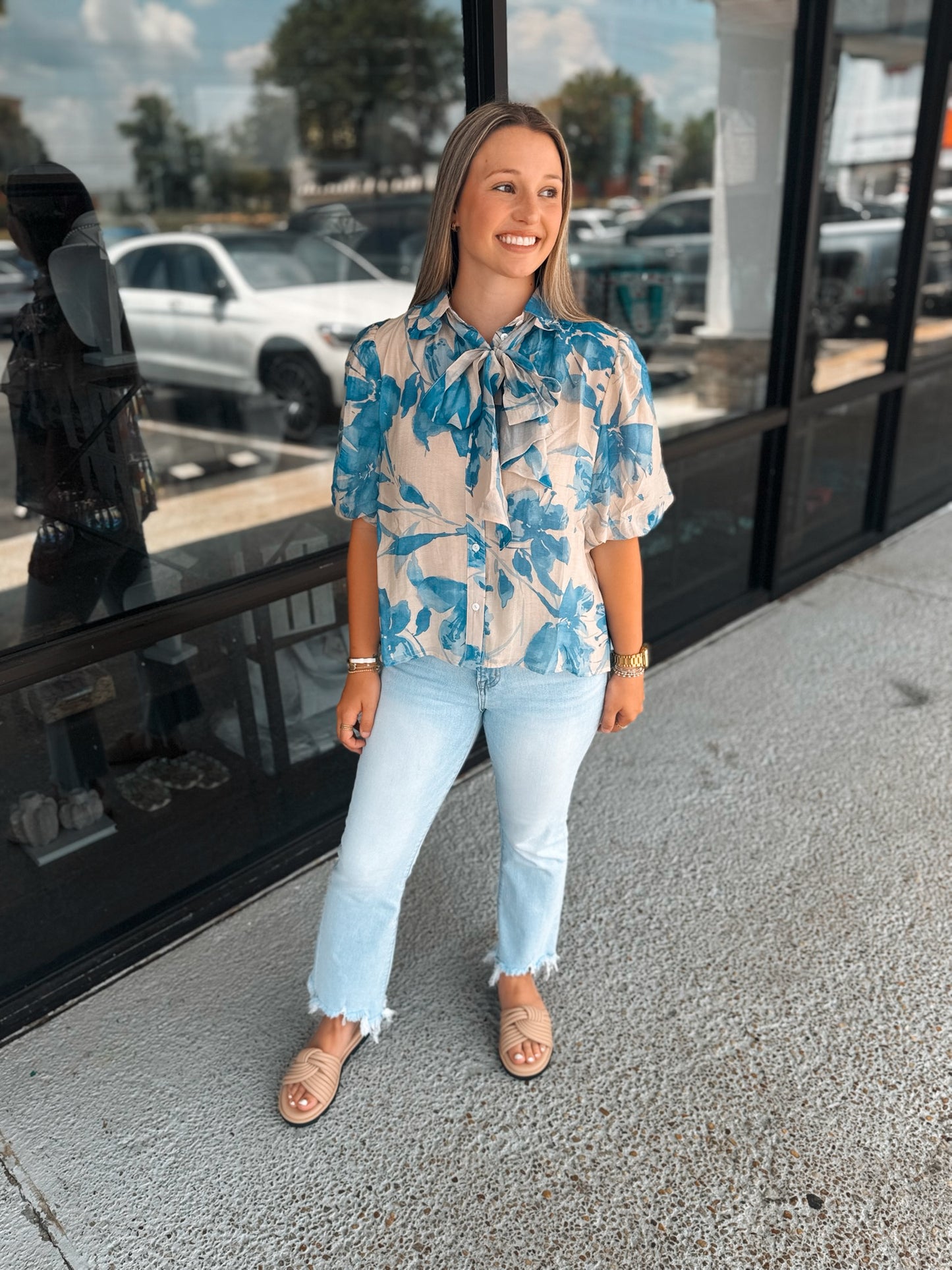 Sandy Neck Tie Blouse-Cream/Blue