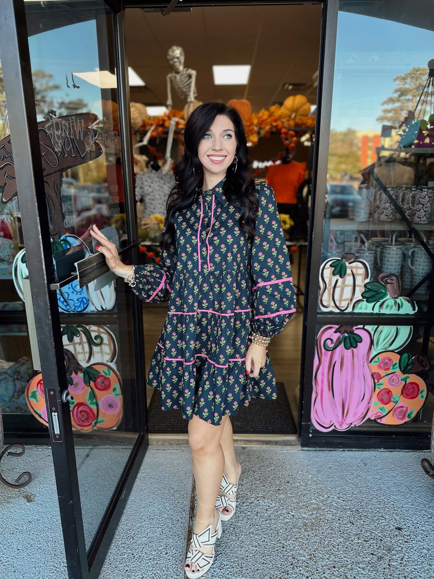 Everywhere I Turn-Black