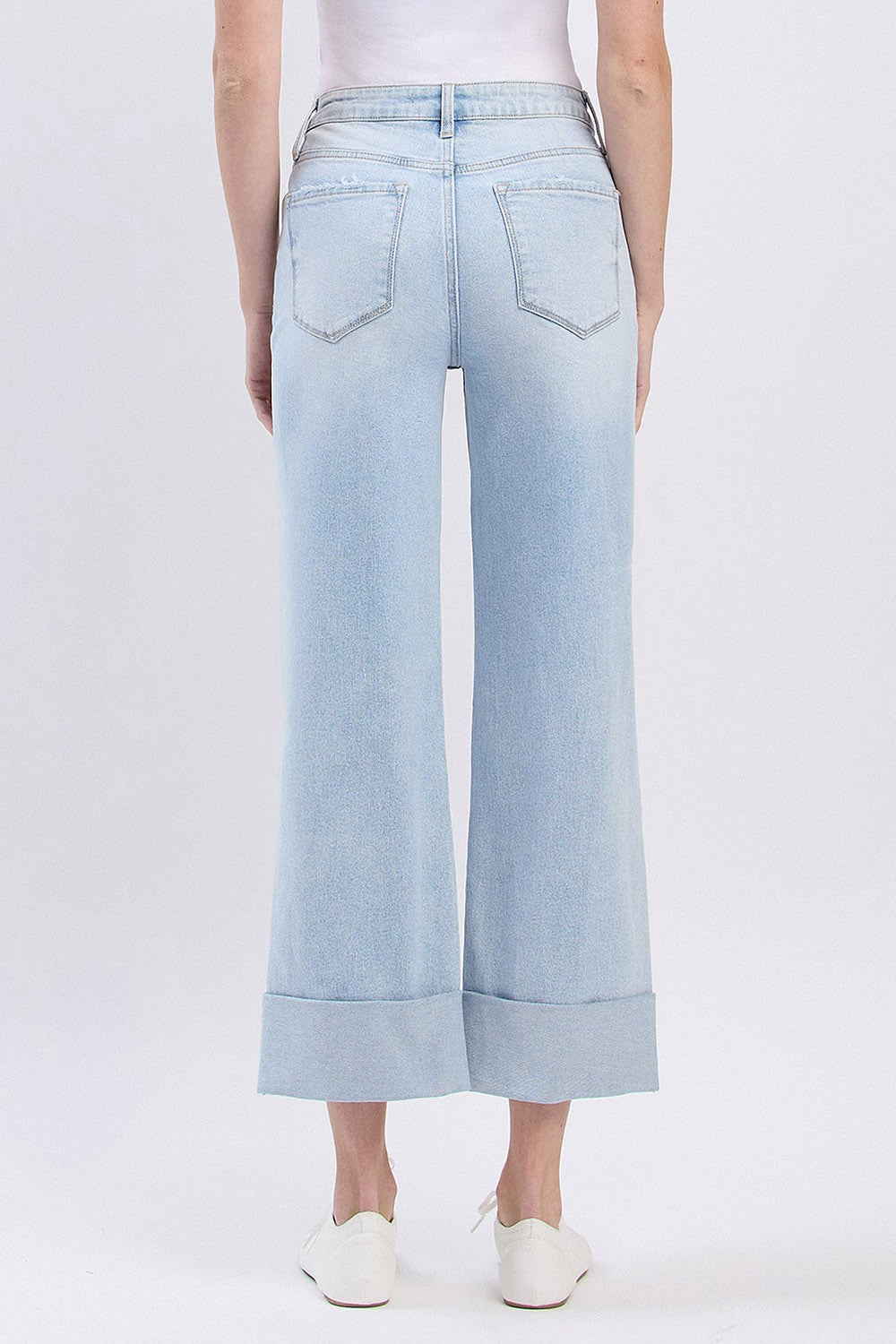 Kiss her in front of you-Light Denim