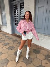 Load image into Gallery viewer, Double Pleated Cutie Denim Shorts - off white
