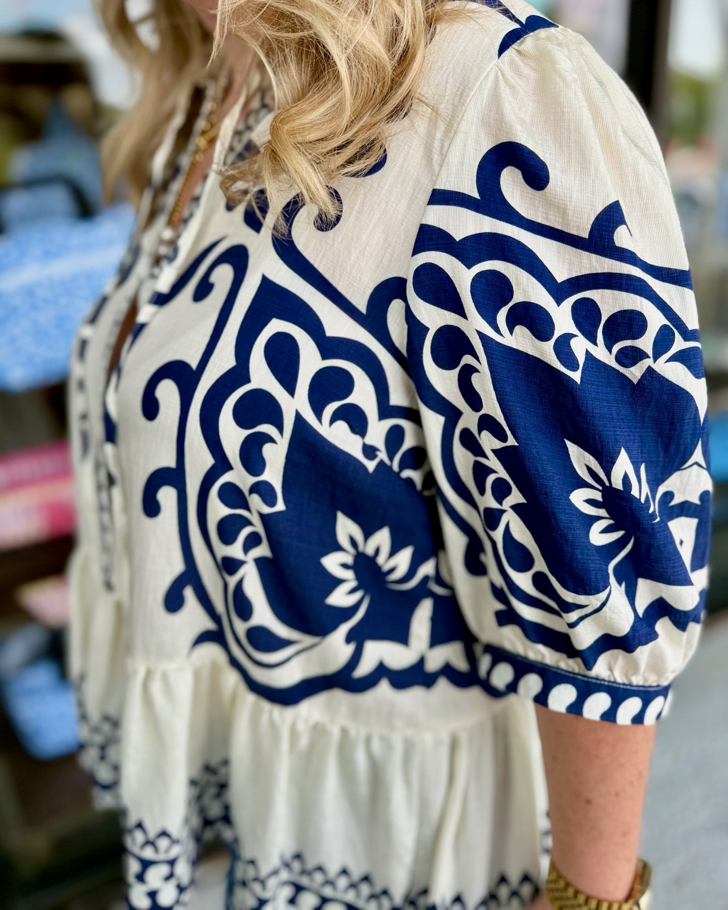Abstract Border Kisses Top - Navy