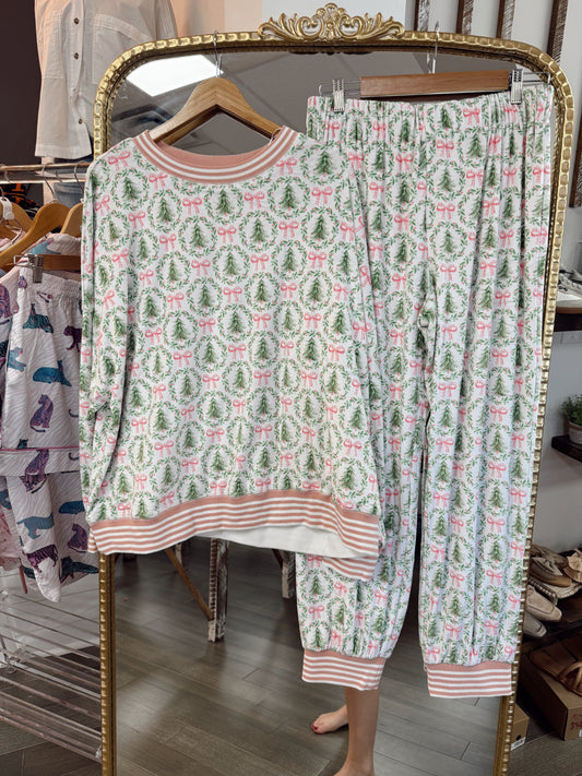 Christmas Tree & Bow Print PJs- Ivory/Light Green/ Pink