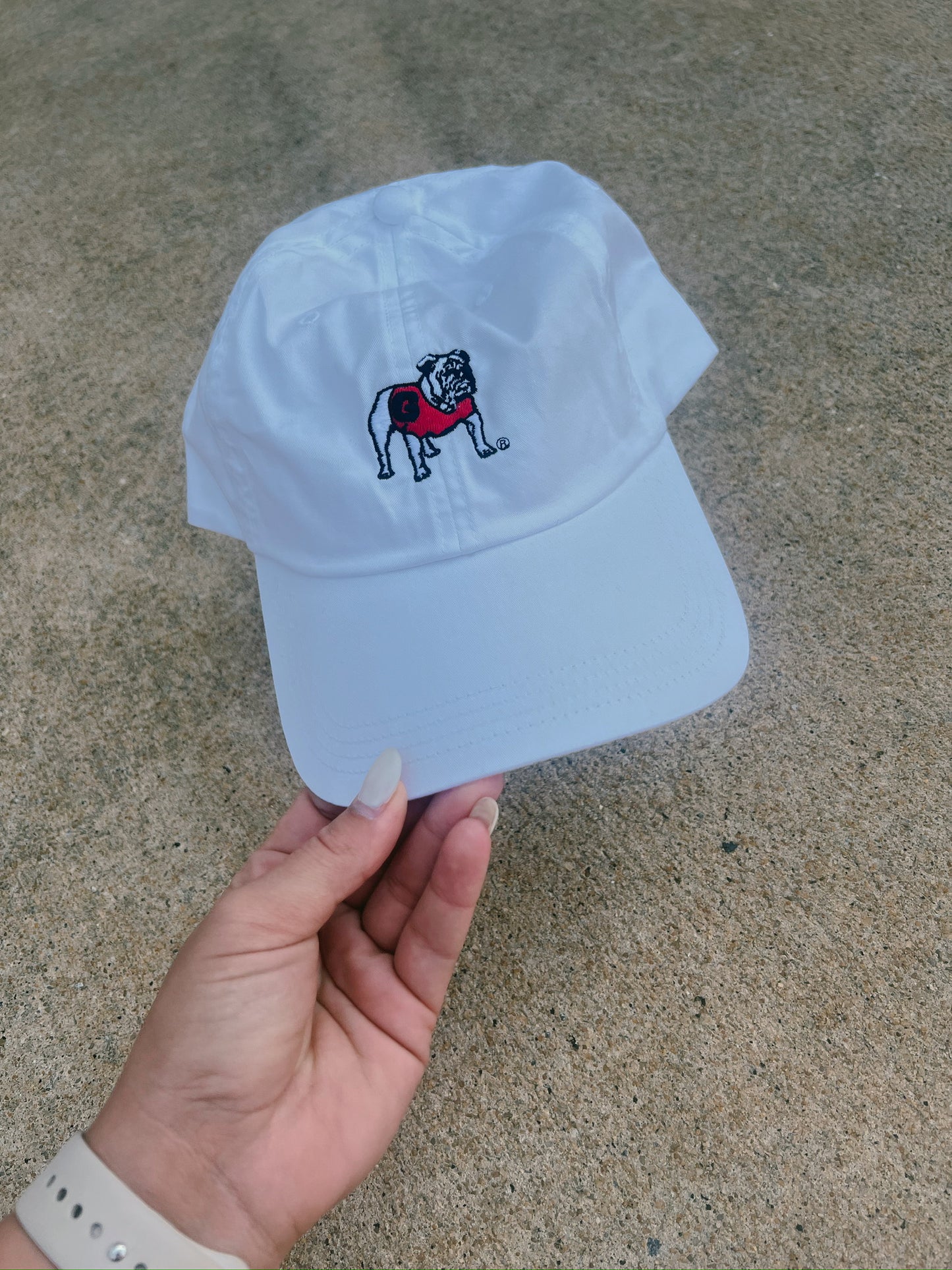 Standing Bulldog Cotton Hat-White