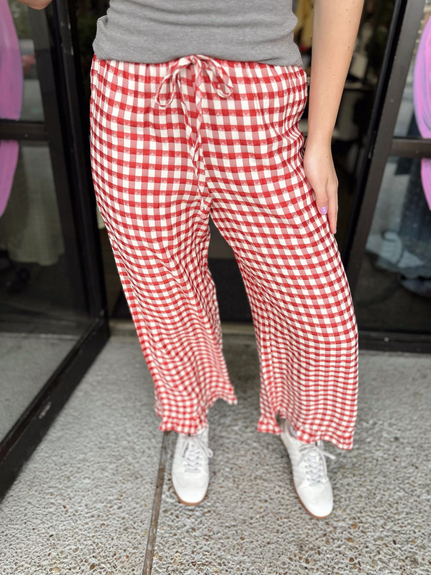 Gingham Kisses - Red