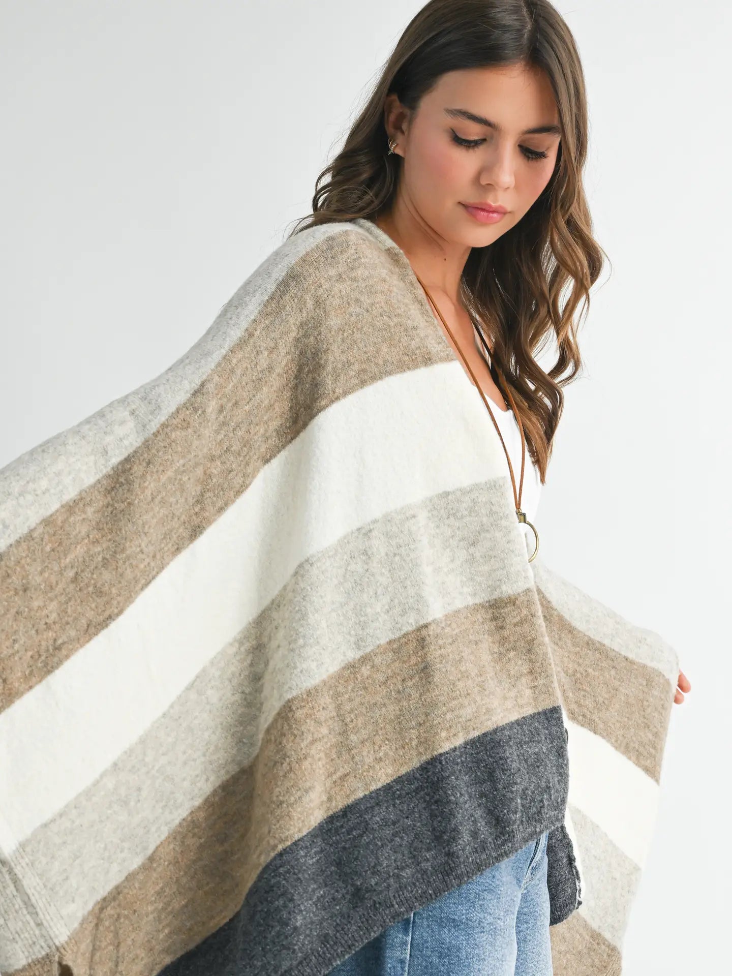 Zuri Poncho Caridgan