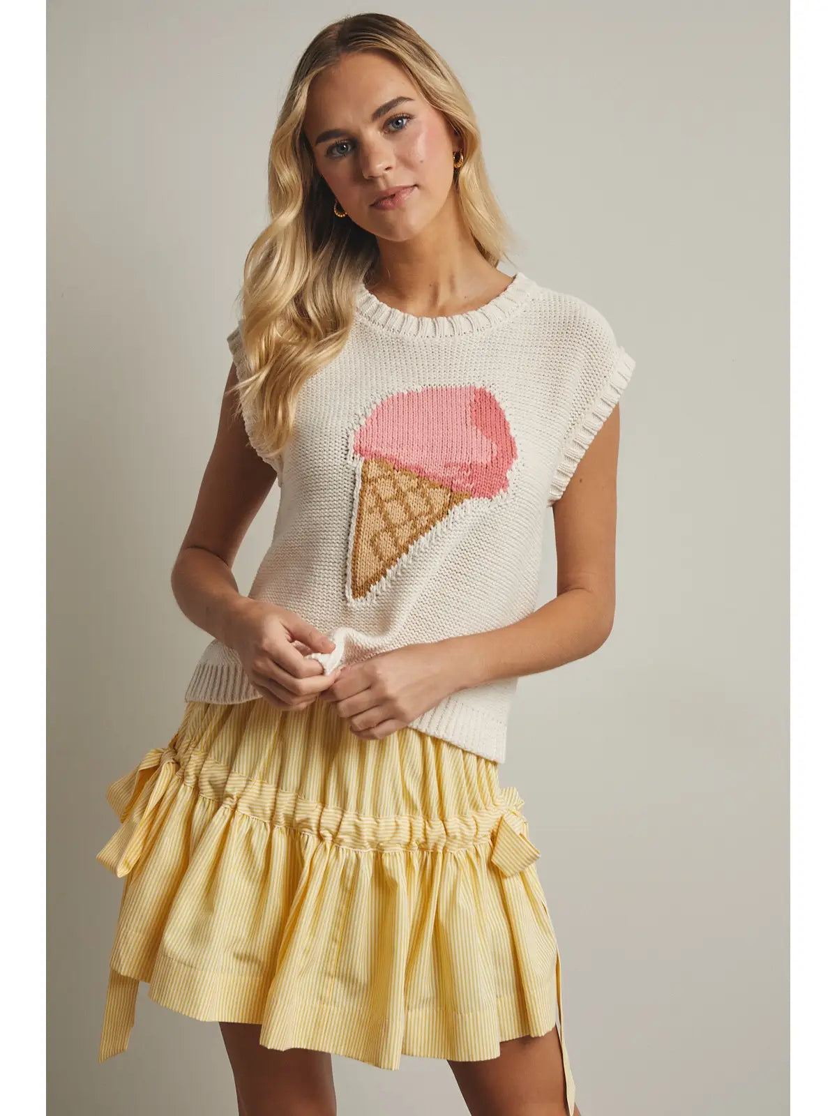 What’s the Scoop? - cream/pink