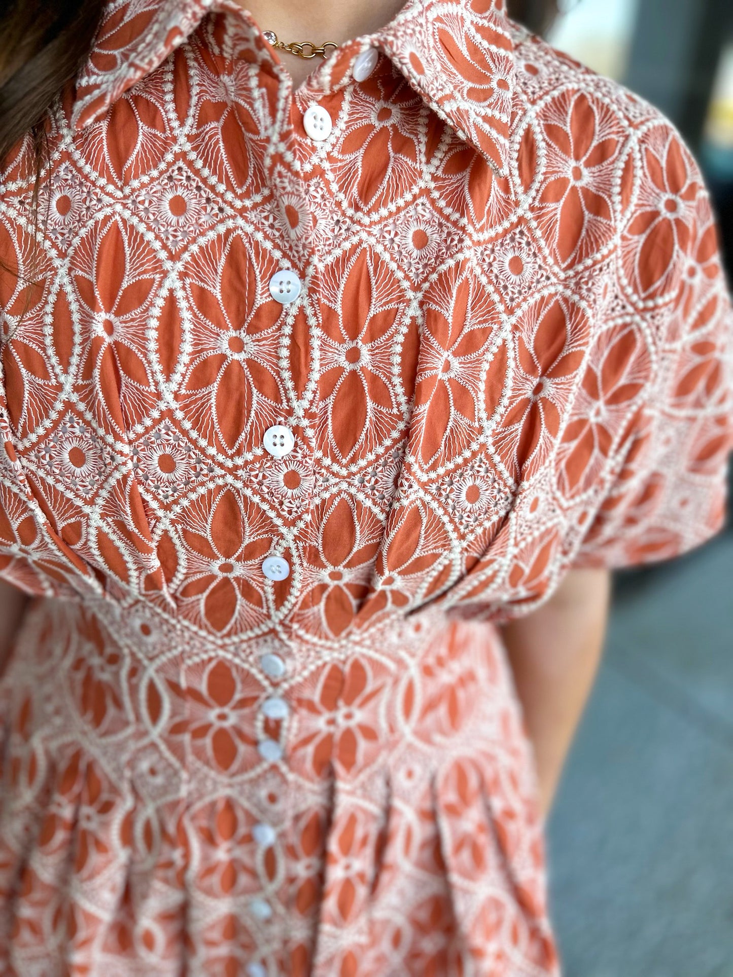 Scalloped Vacay Mini - clay