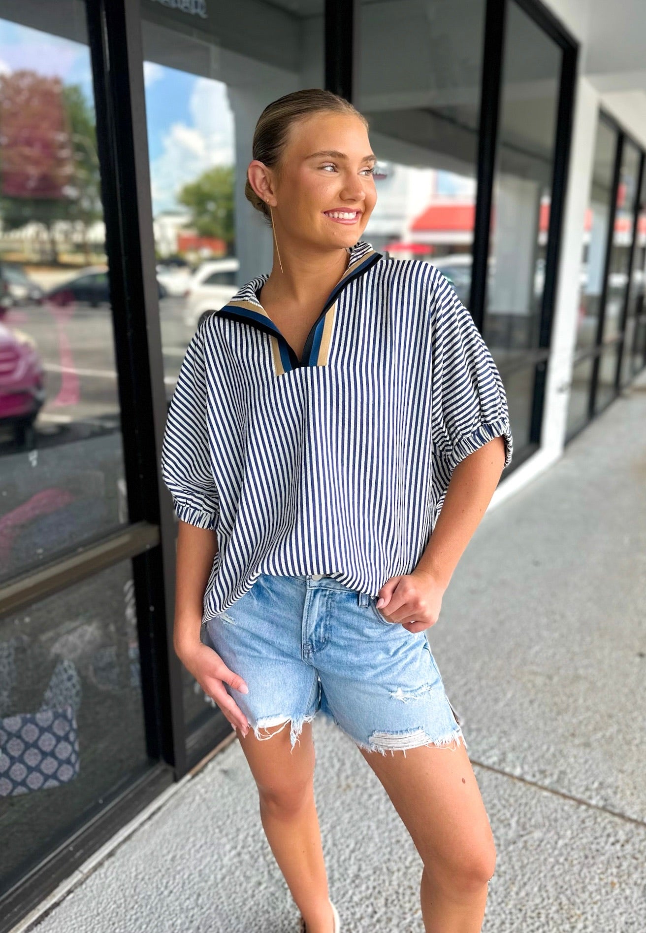 Striped Ribbon Collar