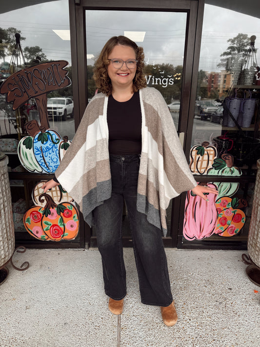 Zuri Poncho Caridgan