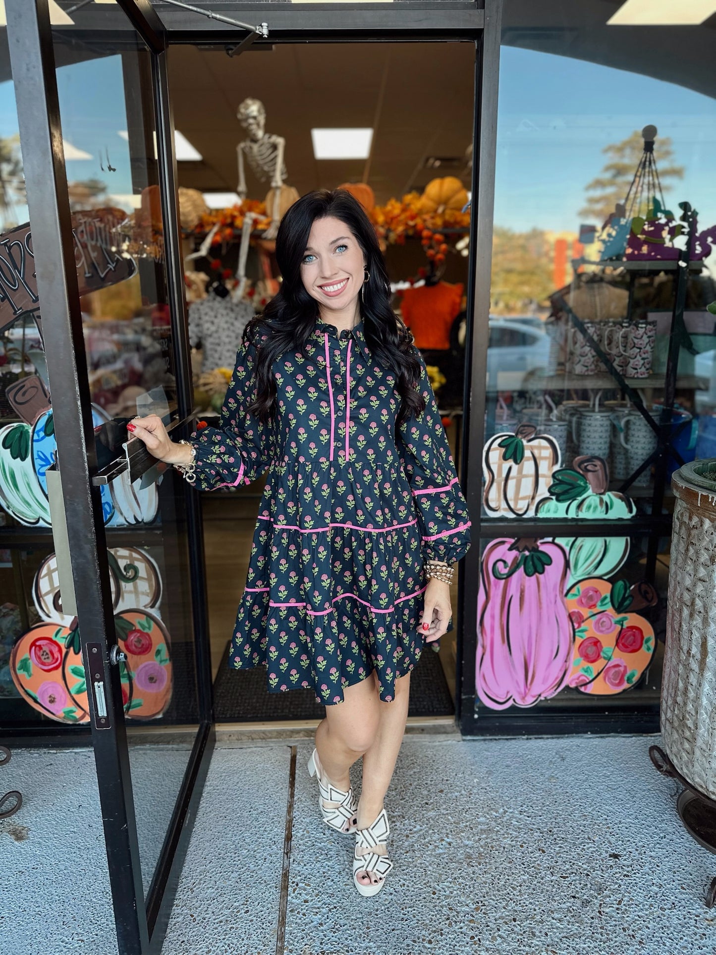 Everywhere I Turn-Black