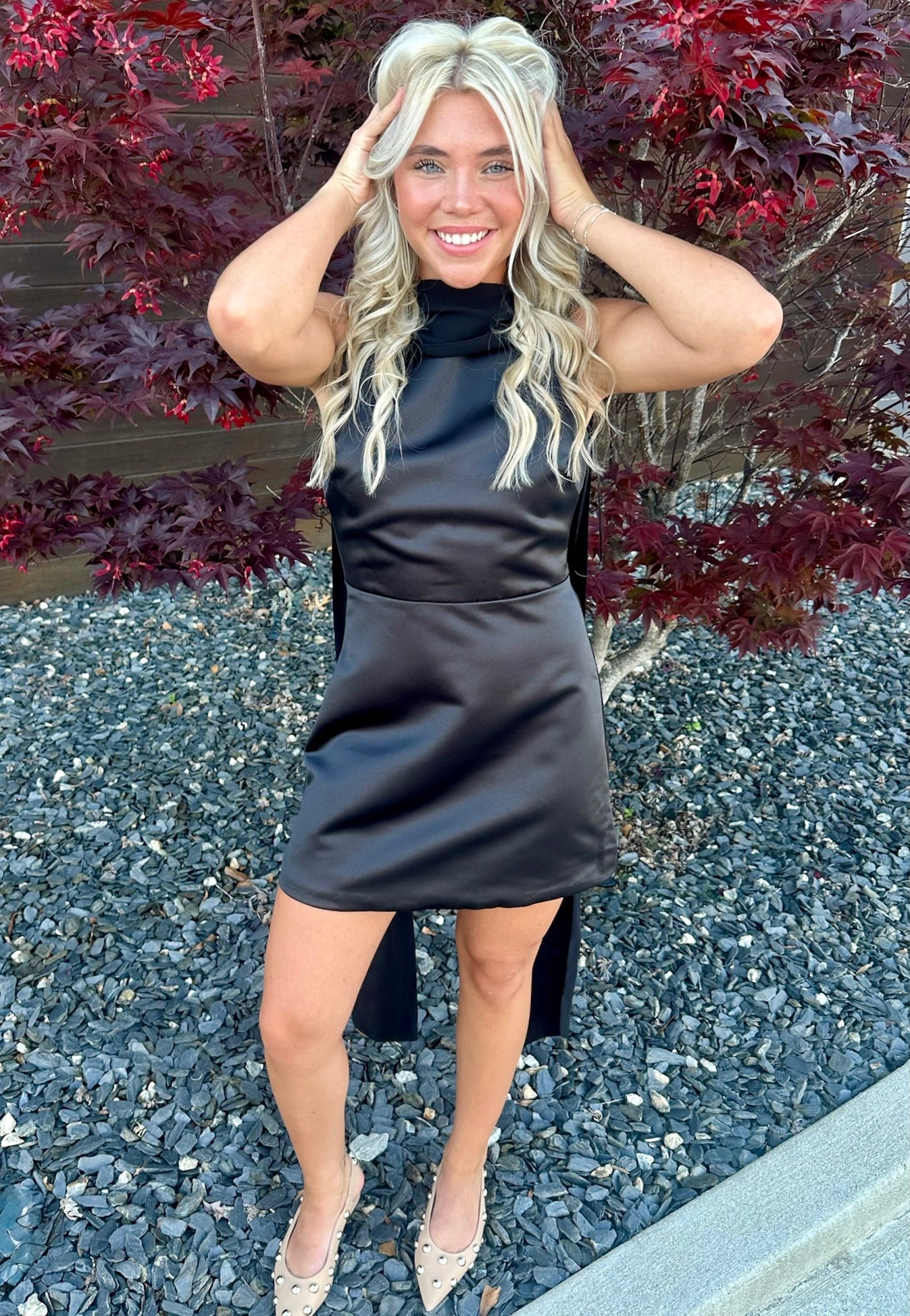 Draped Over Cutie Mini - black