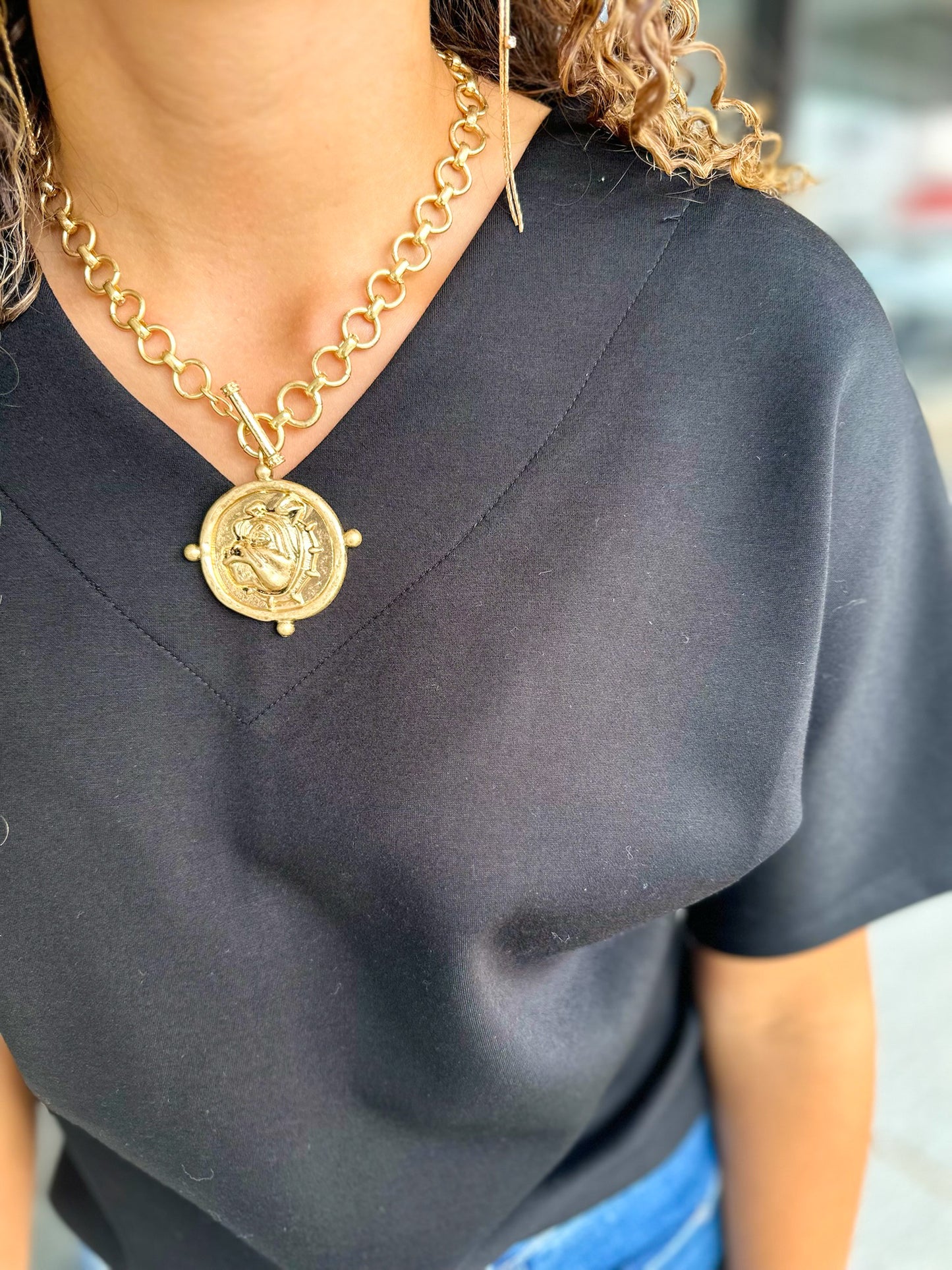 Missing Top-Black
