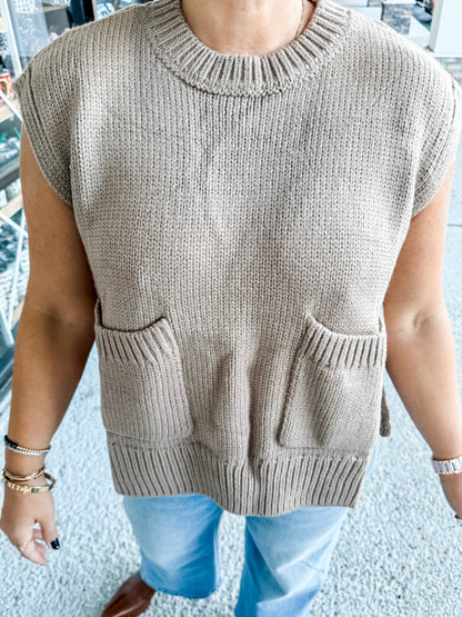 Pocketed Dreams Sweater - Mocha