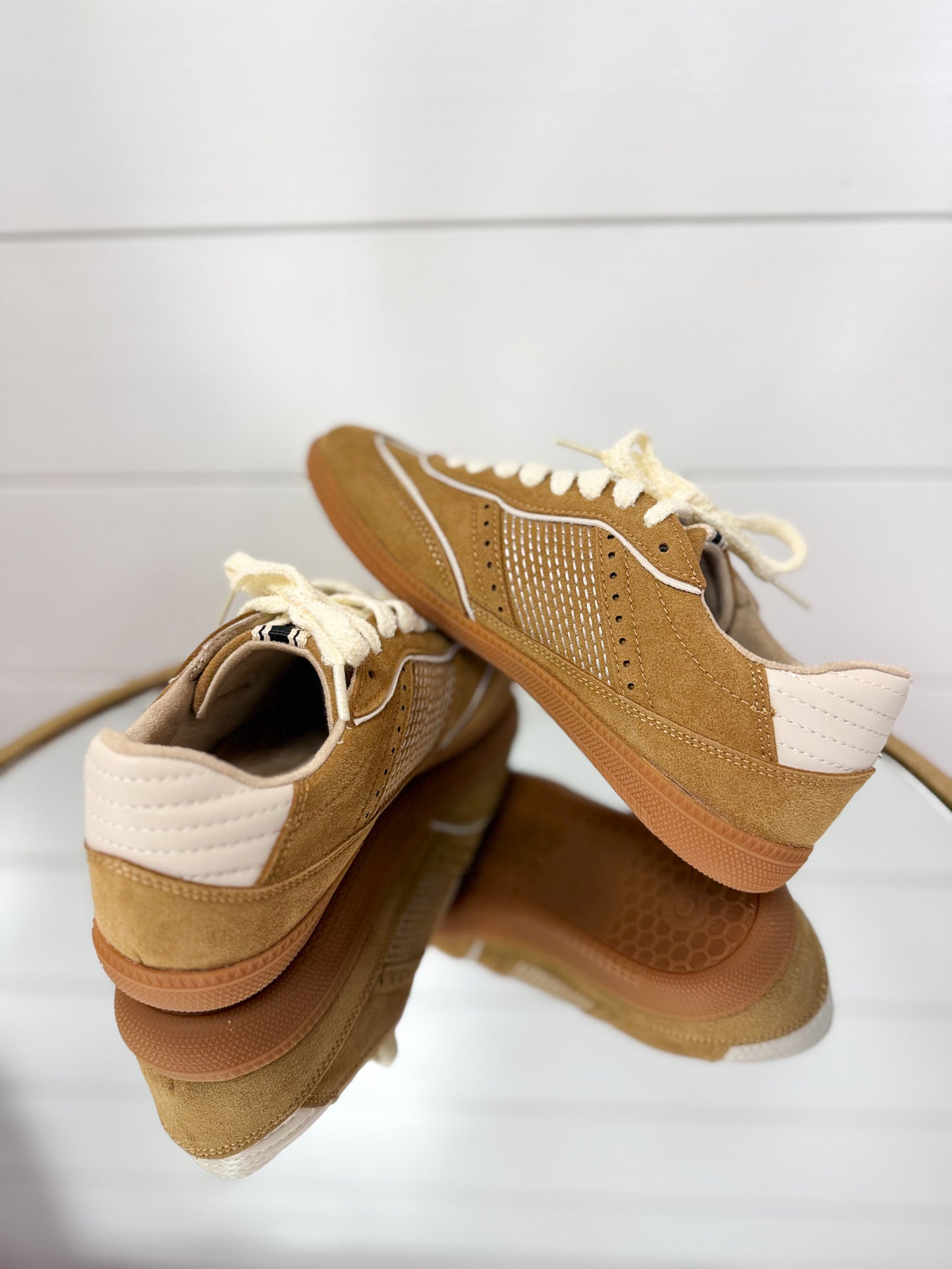 Sophie - Camel Suede