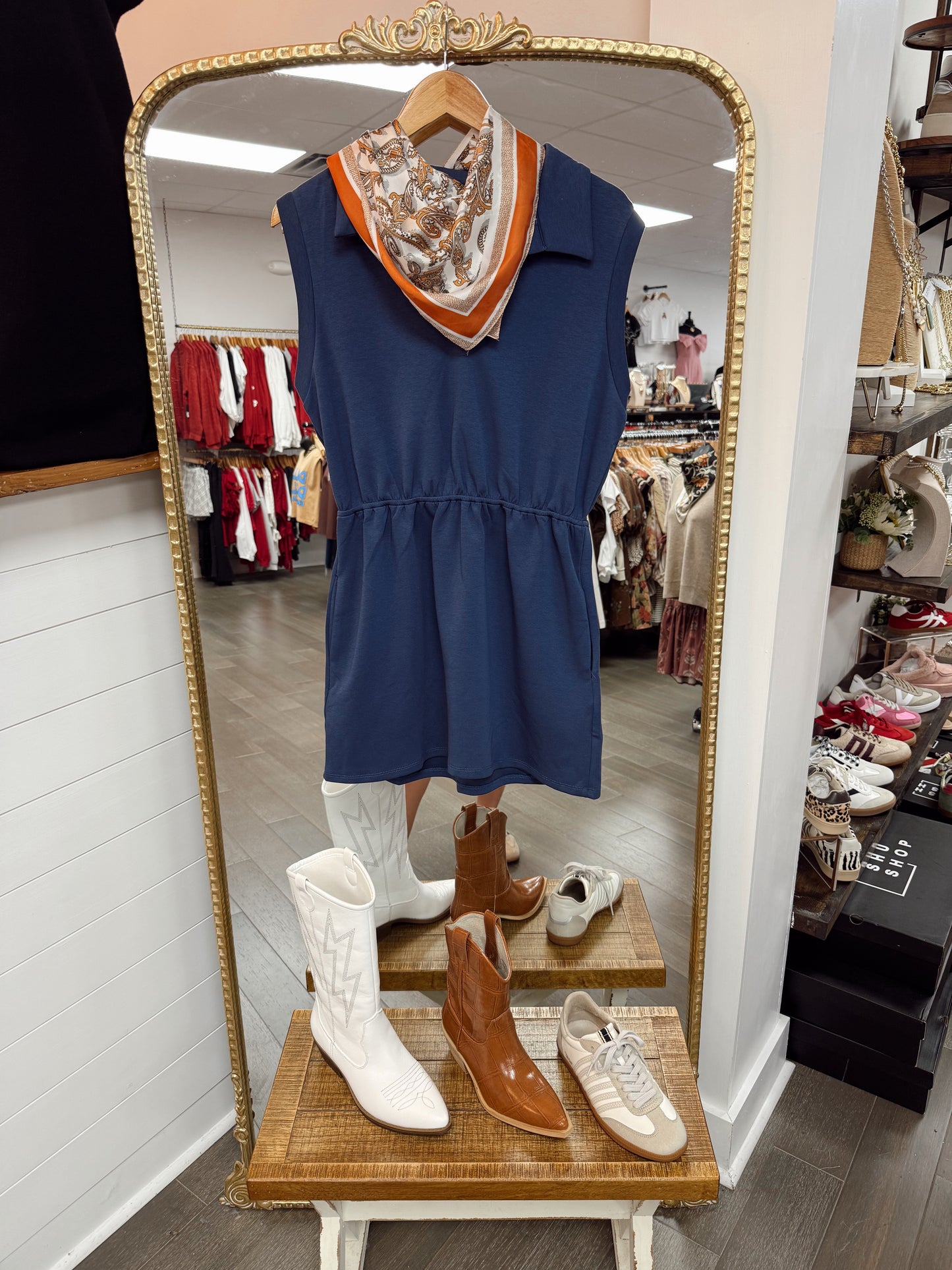 Chandler Mini-Deep Blue