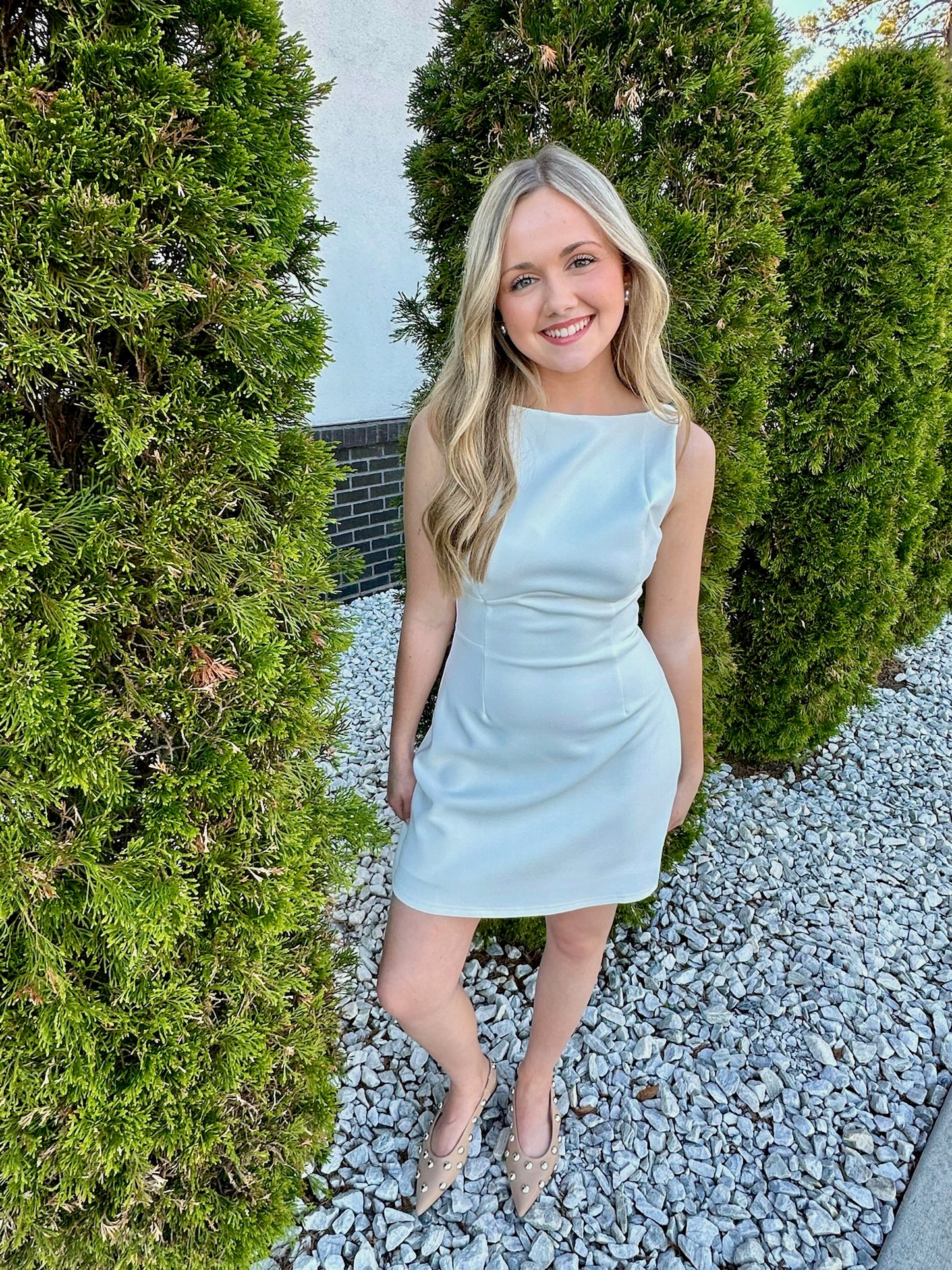 Walk the Stage Mini - white