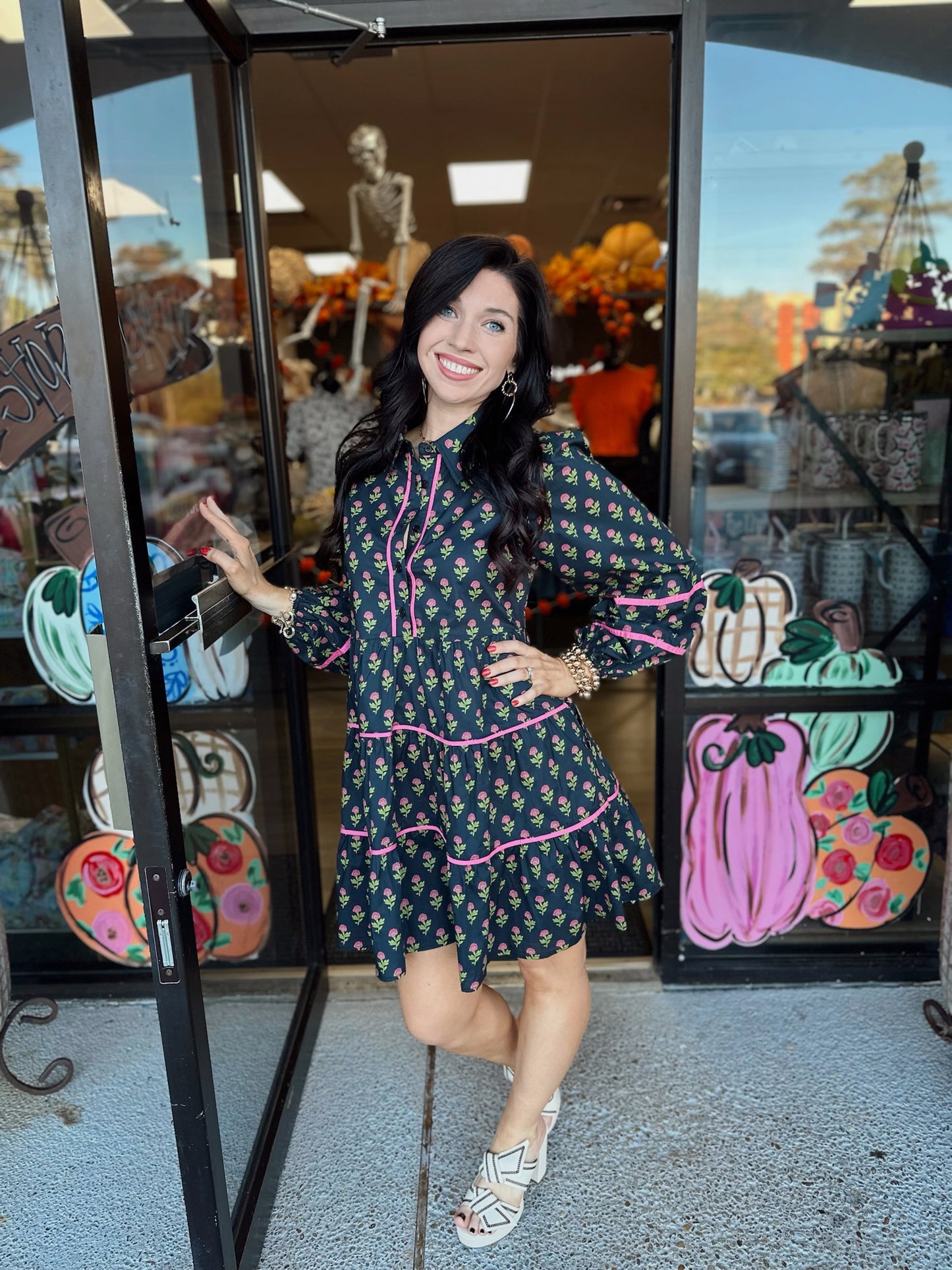 Everywhere I Turn-Black