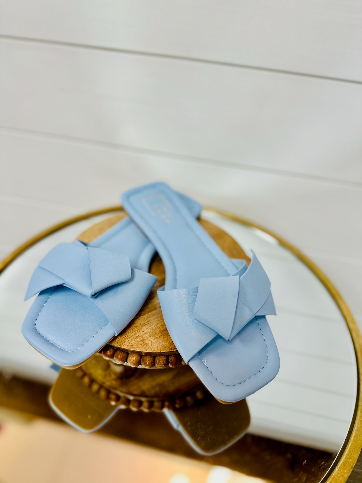 Diana - Light Blue