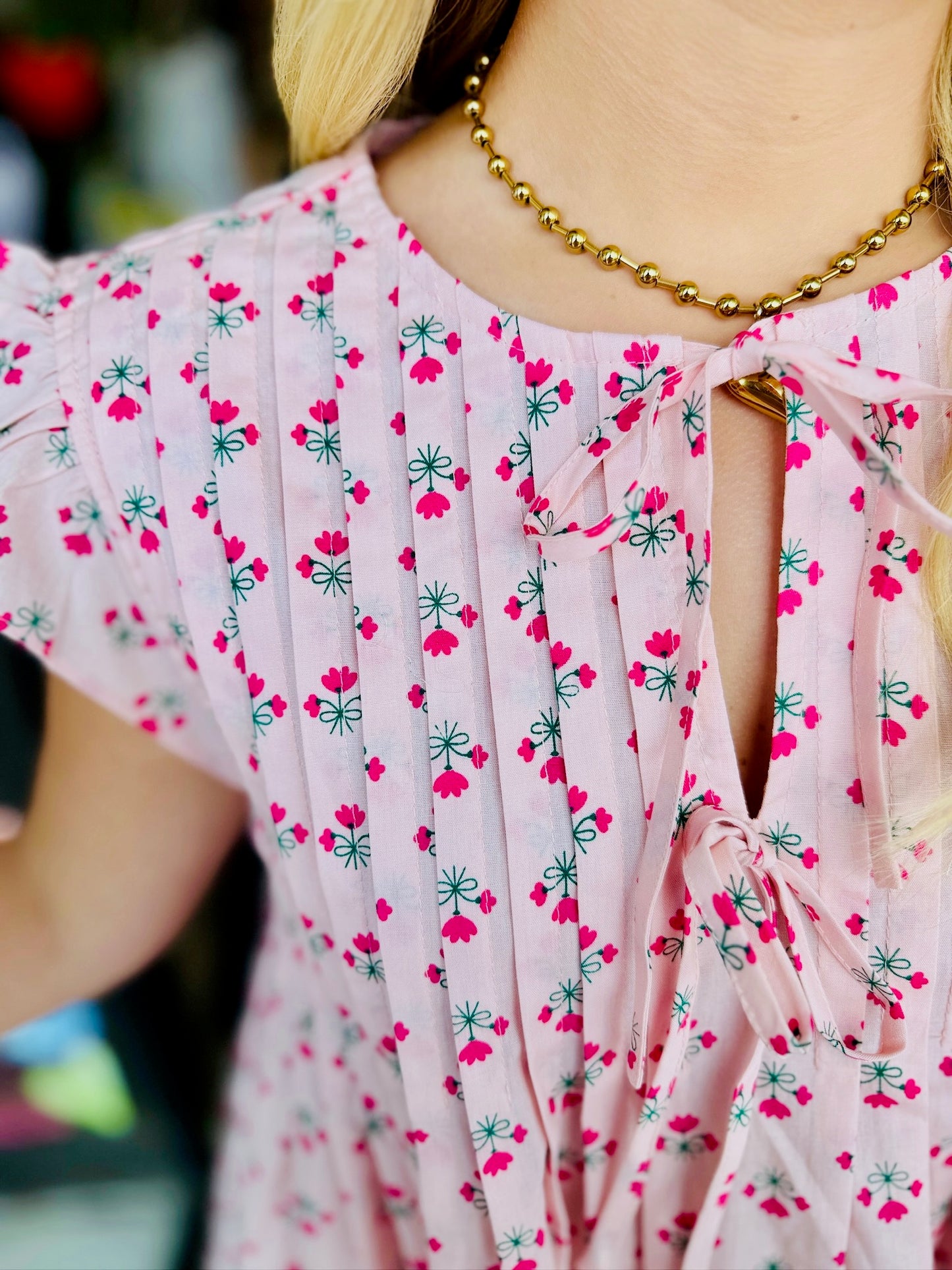Floral Bow Detail Pleated-Ballet/Punch
