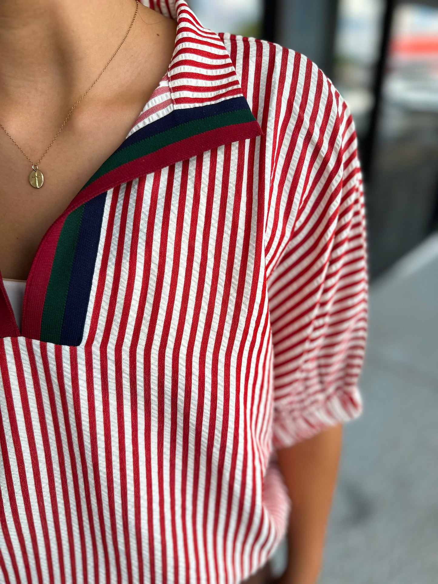 Striped Ribbon Collar