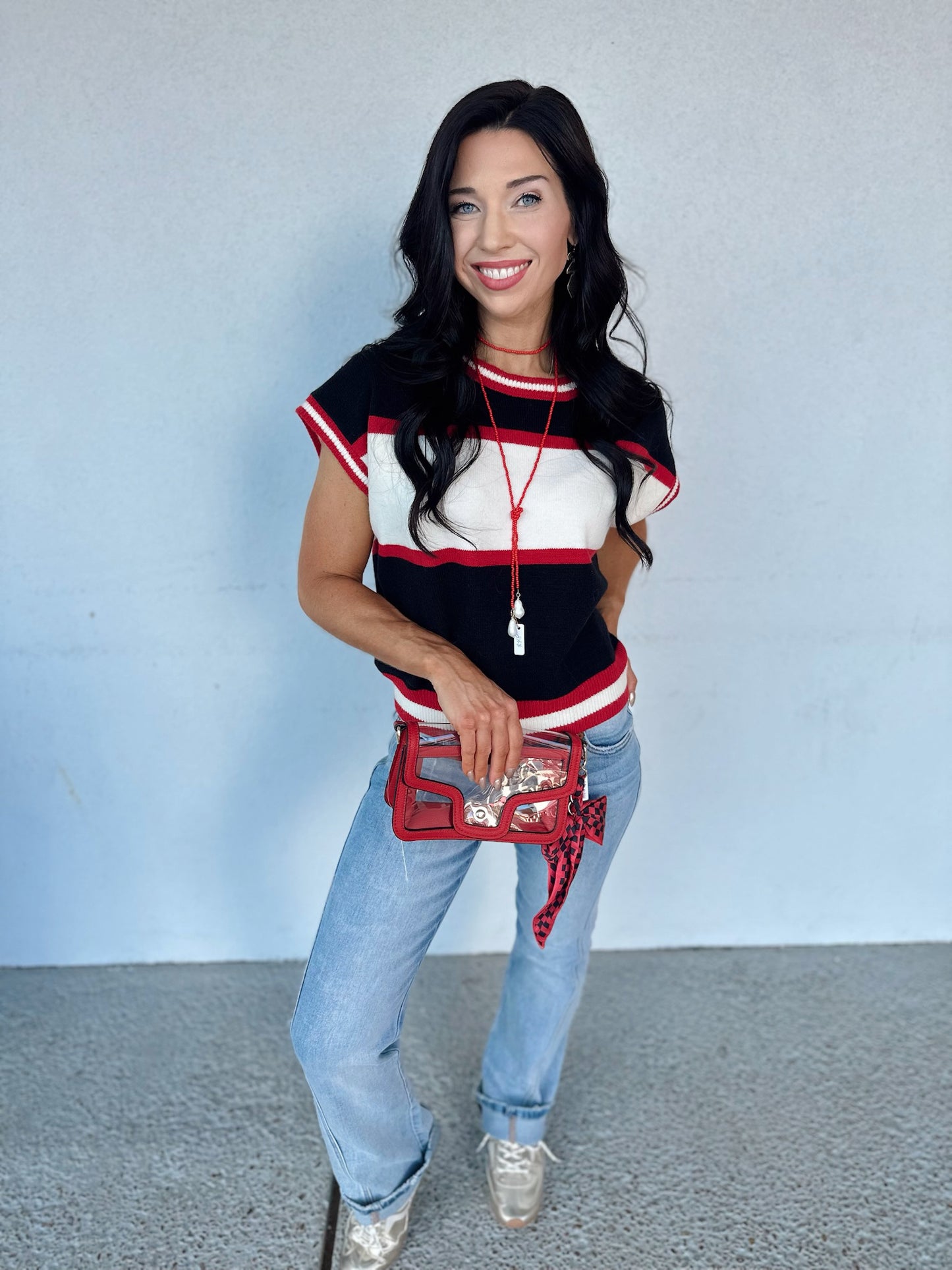 Put me in Coach top - black/red