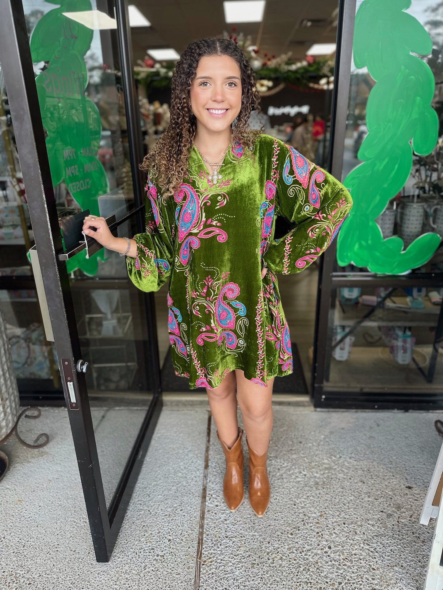 Make Her Stay Mini-Avocado Green Mix