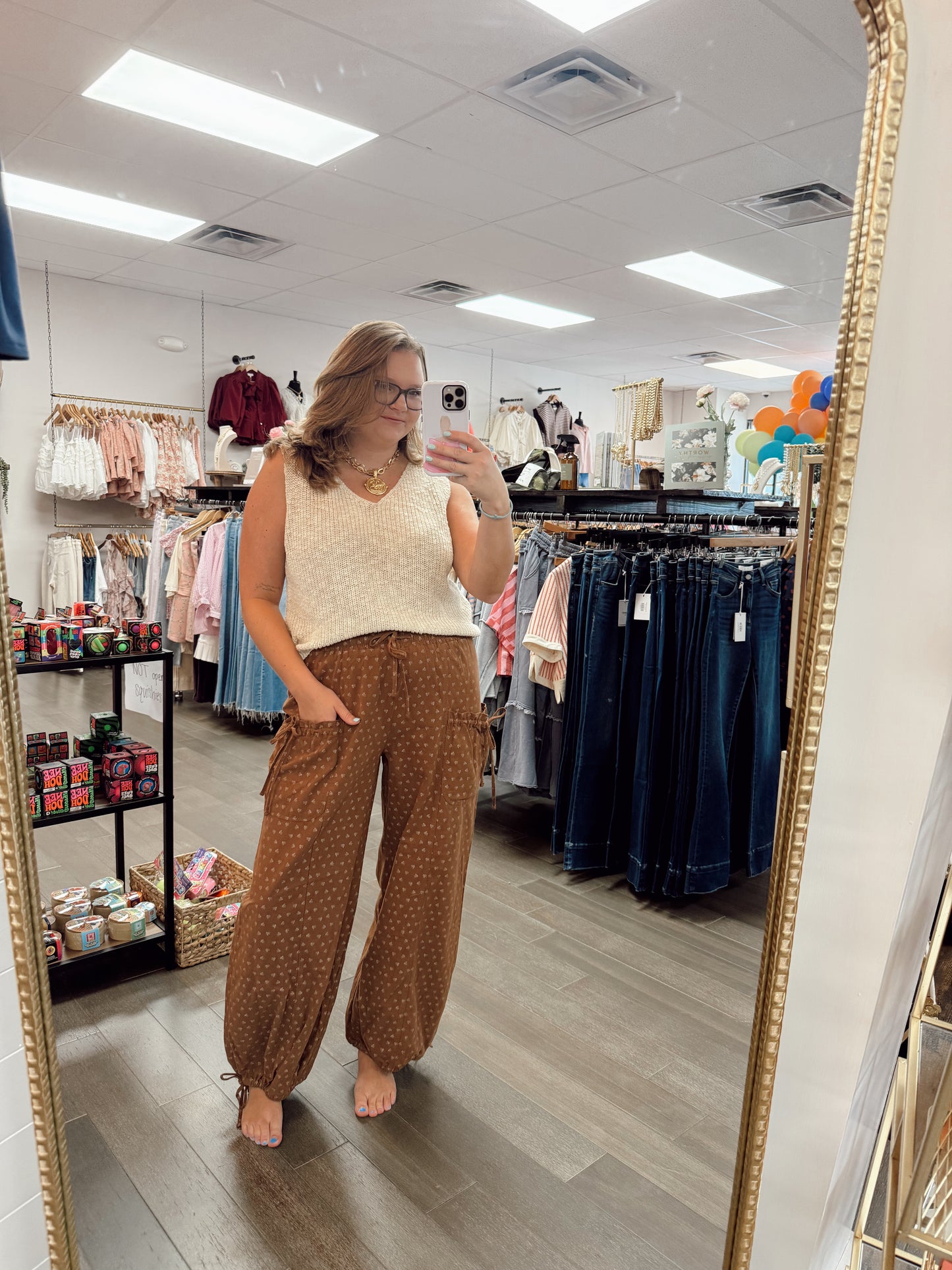 She Ain’t It Pants - camel