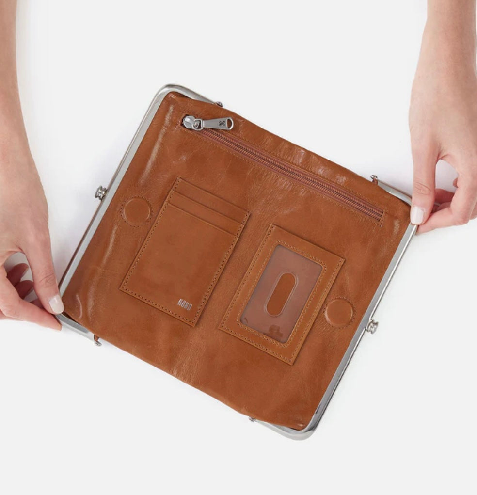 Lauren Clutch-Wallet