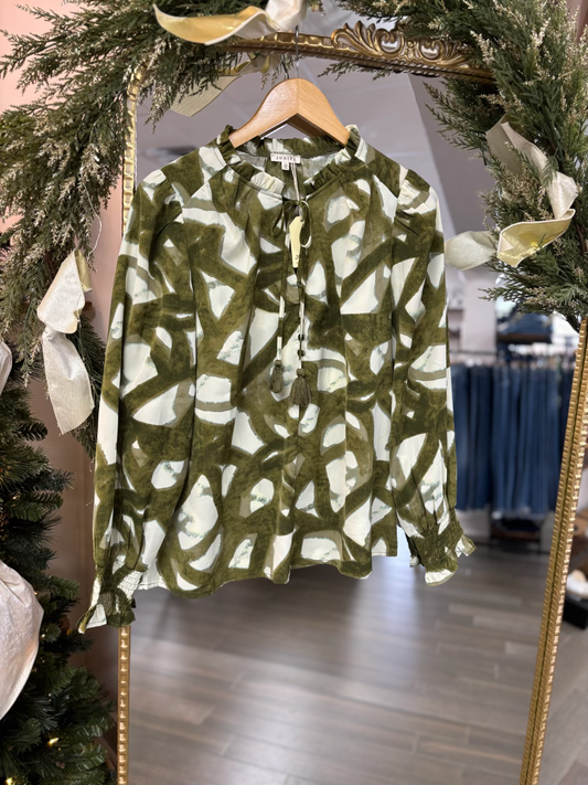 Abstract Kiss Top-Olive