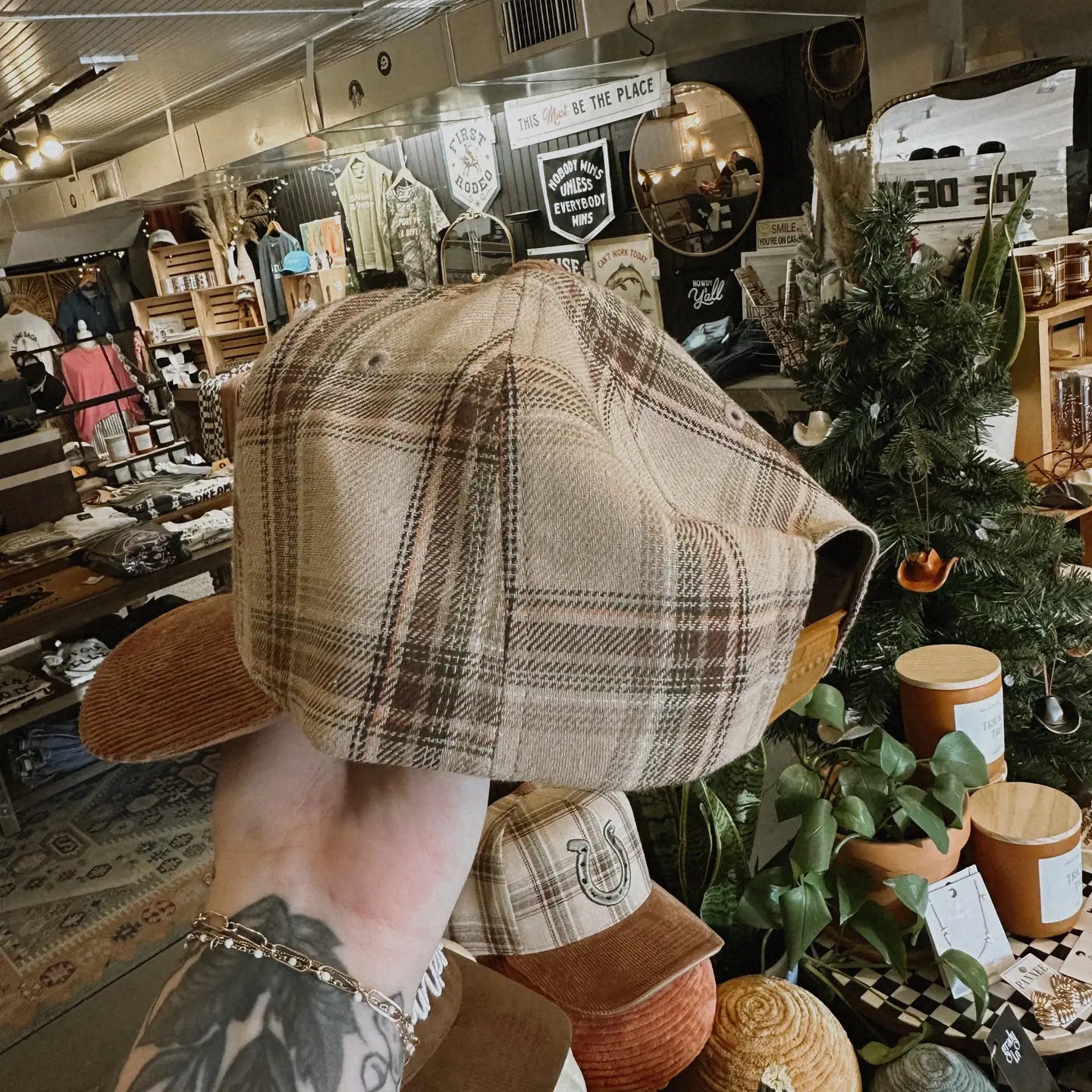 Horseshoe Plaid Trucker