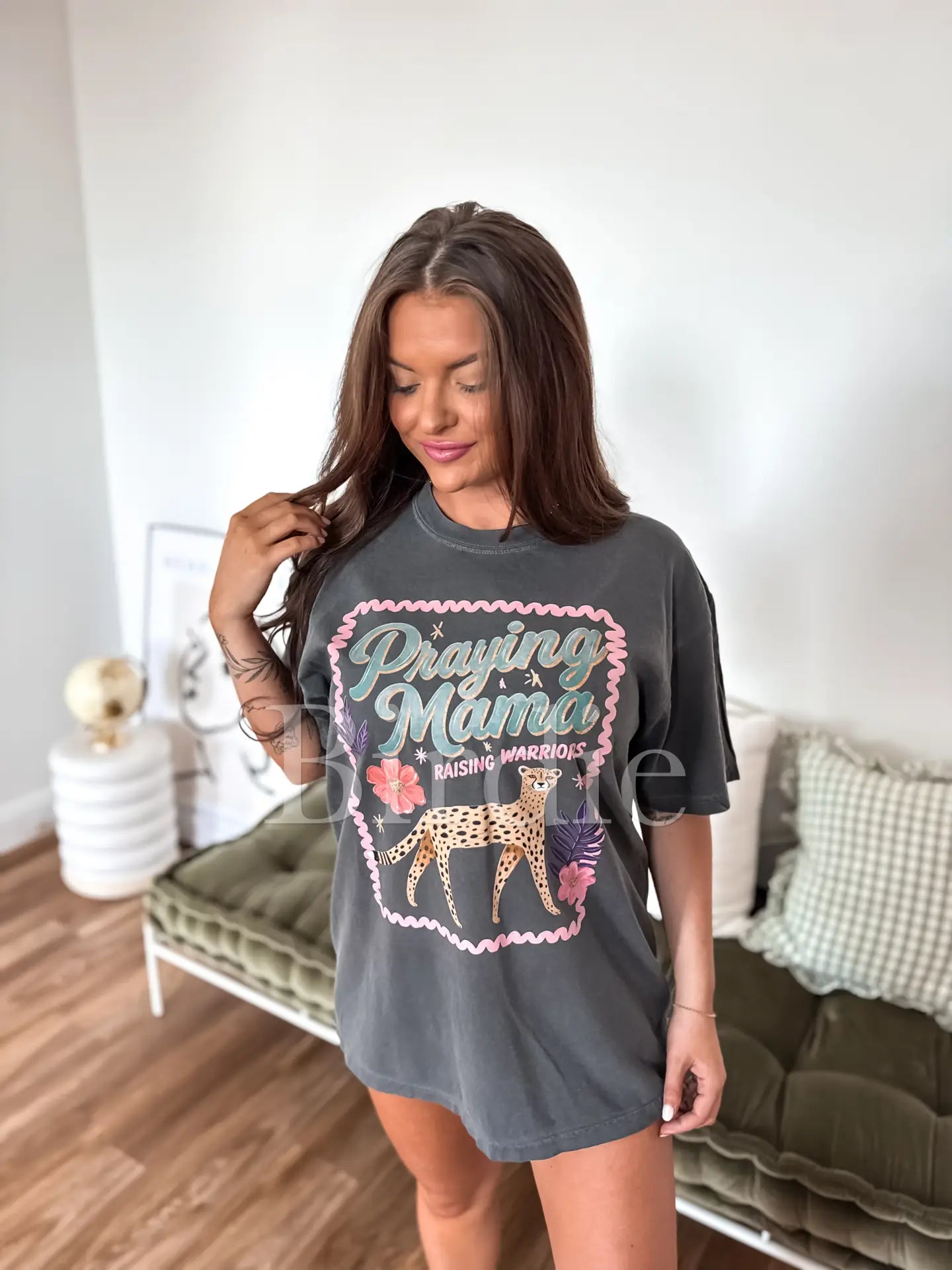 Praying Mama Tee