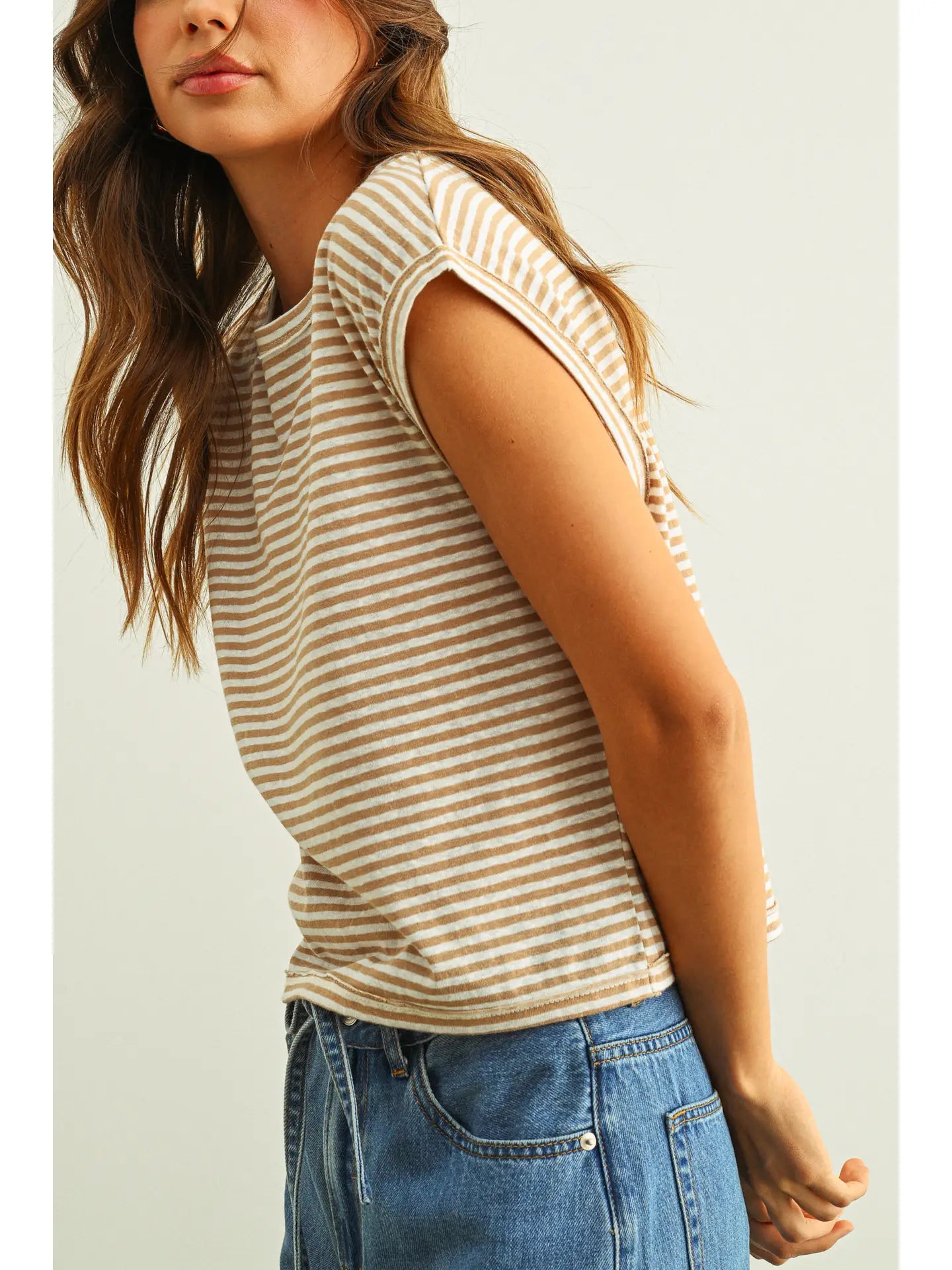 Kiki Top - tan/white