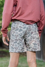 Load image into Gallery viewer, (Y) Everyday Short - classic deer / grey pocket
