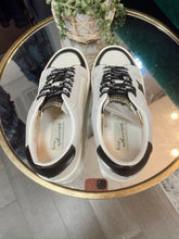 Load image into Gallery viewer, Adina sneaker

