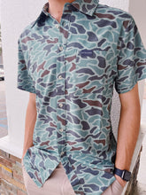 Load image into Gallery viewer, Performance Button Up - Retro Duck Camo
